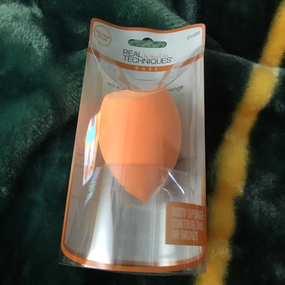 Real Techniques Sponge